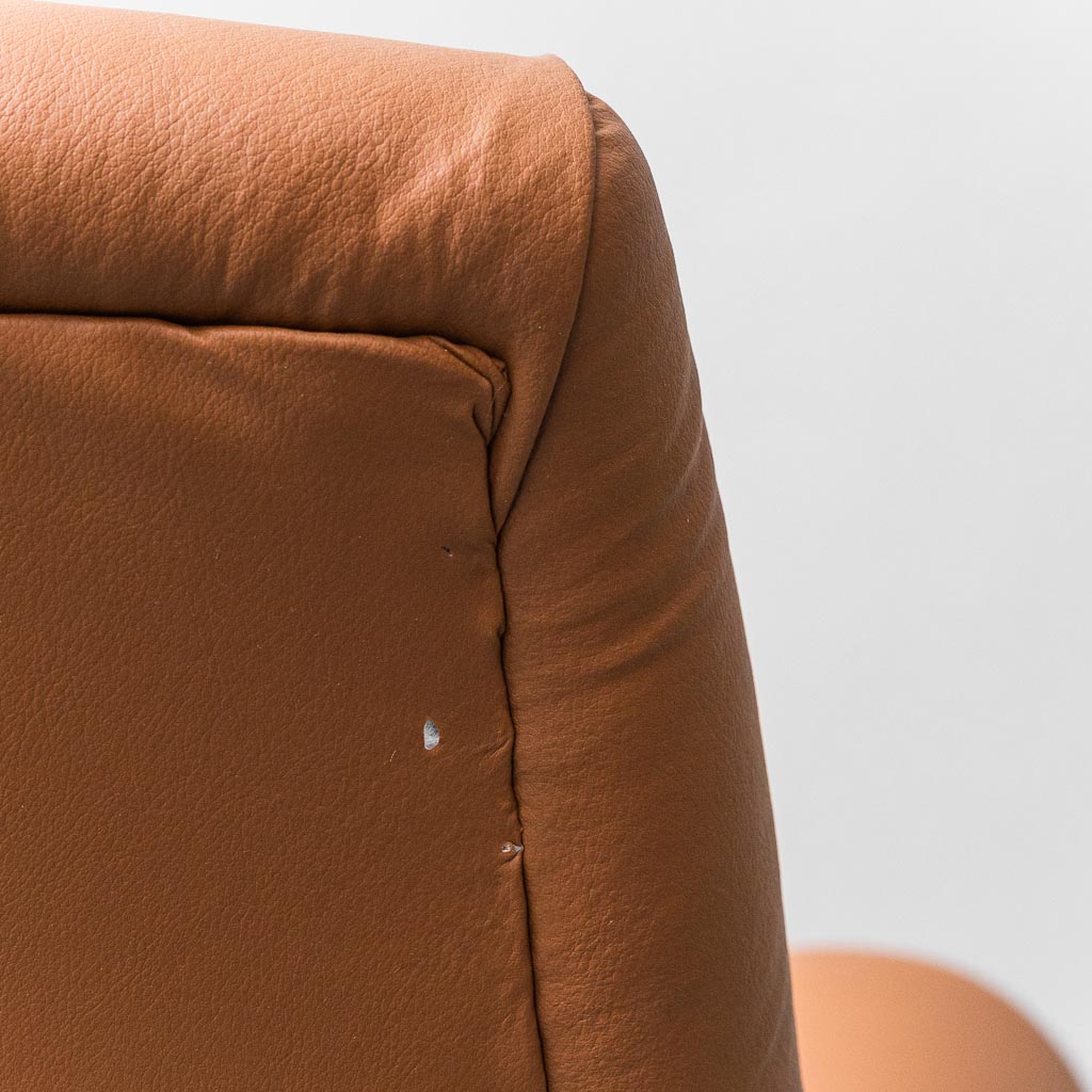 Eco-Leather Armchair Gigi Radice Minotti 1950s Vintage Modern
