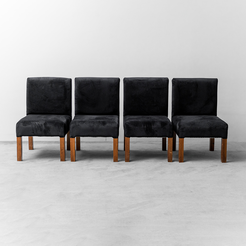 Set Of Four Wine Velvet Chairs Of The 70s Vintage Modernate