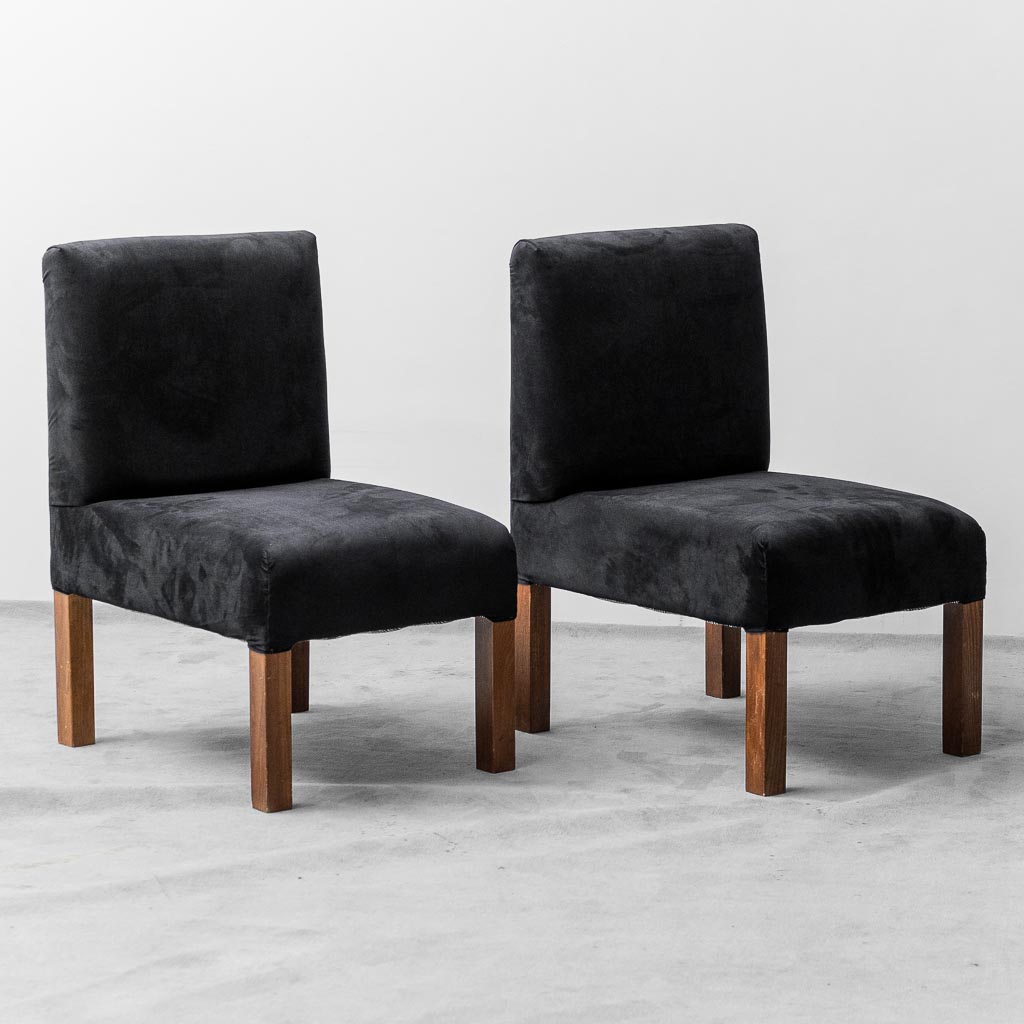 Set Of Four Wine Velvet Chairs Of The 70s Vintage Modernate