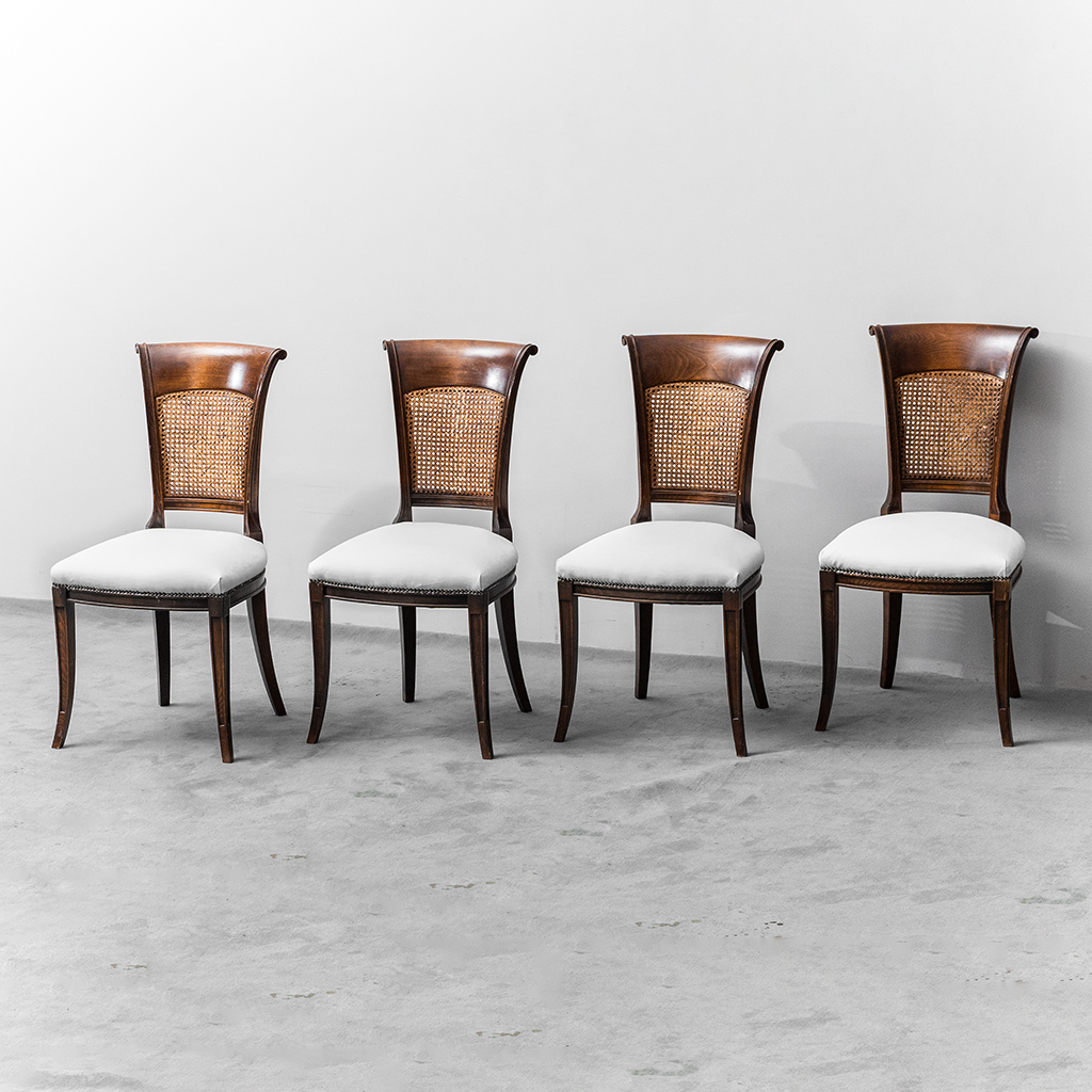 Set Of 4 White Skai Chairs Of Vienna 1950s Vintage