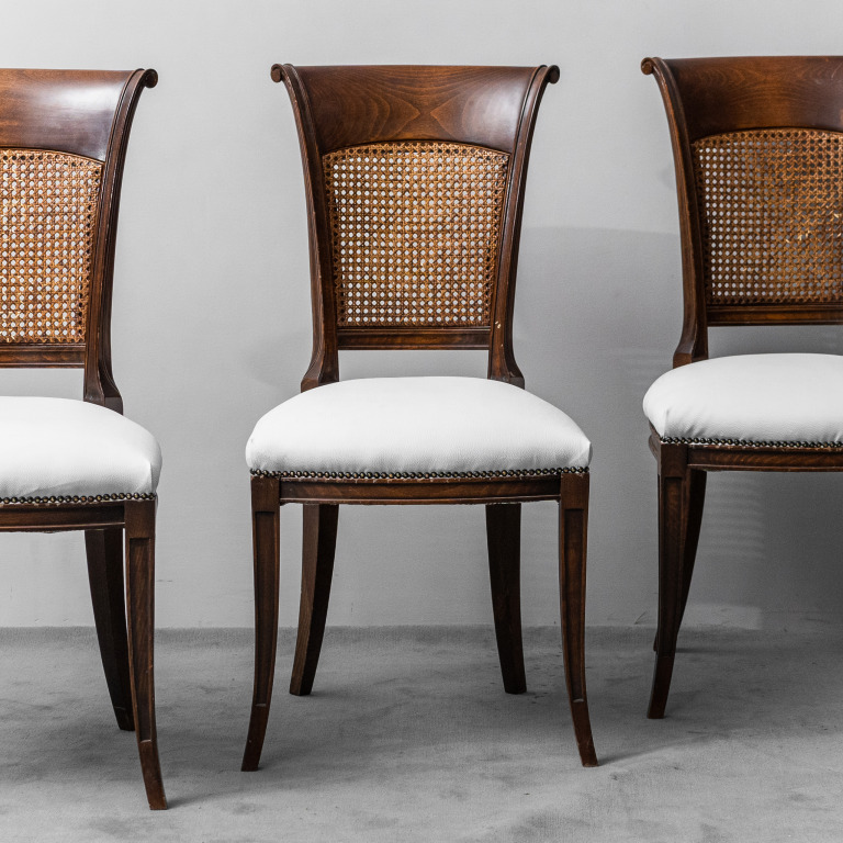 Set Of 4 White Skai Chairs Of Vienna 1950s Vintage - Image 3