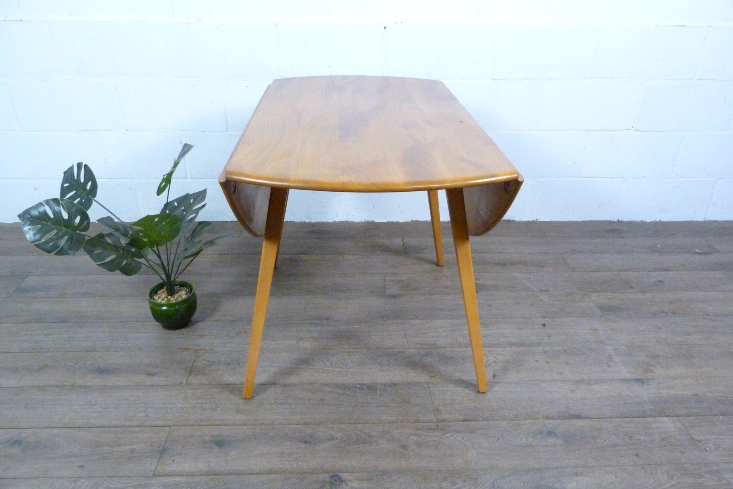Ercol Windsor Drop Leaf Dining Table Model 384