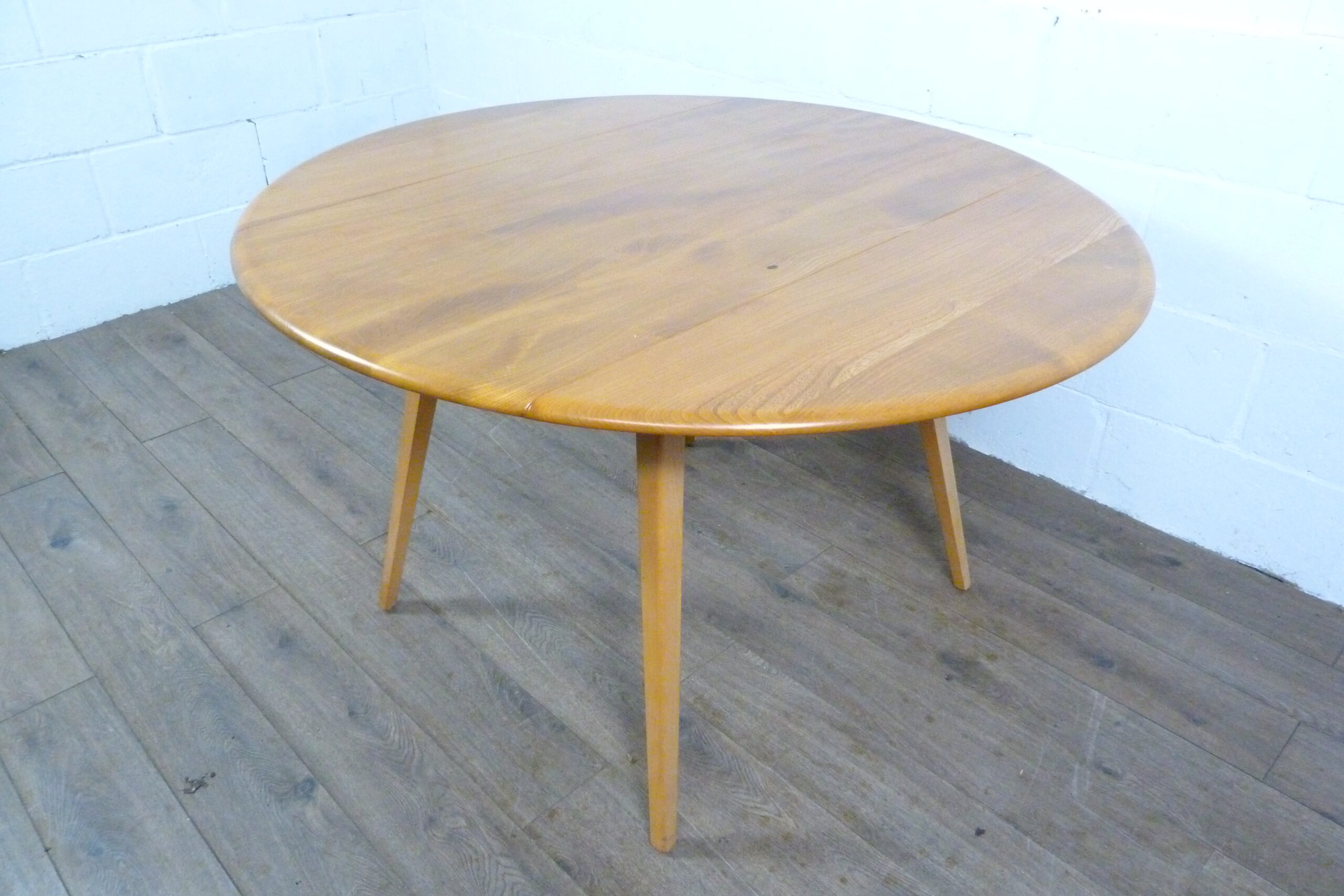 Ercol Windsor Drop Leaf Dining Table Model 384