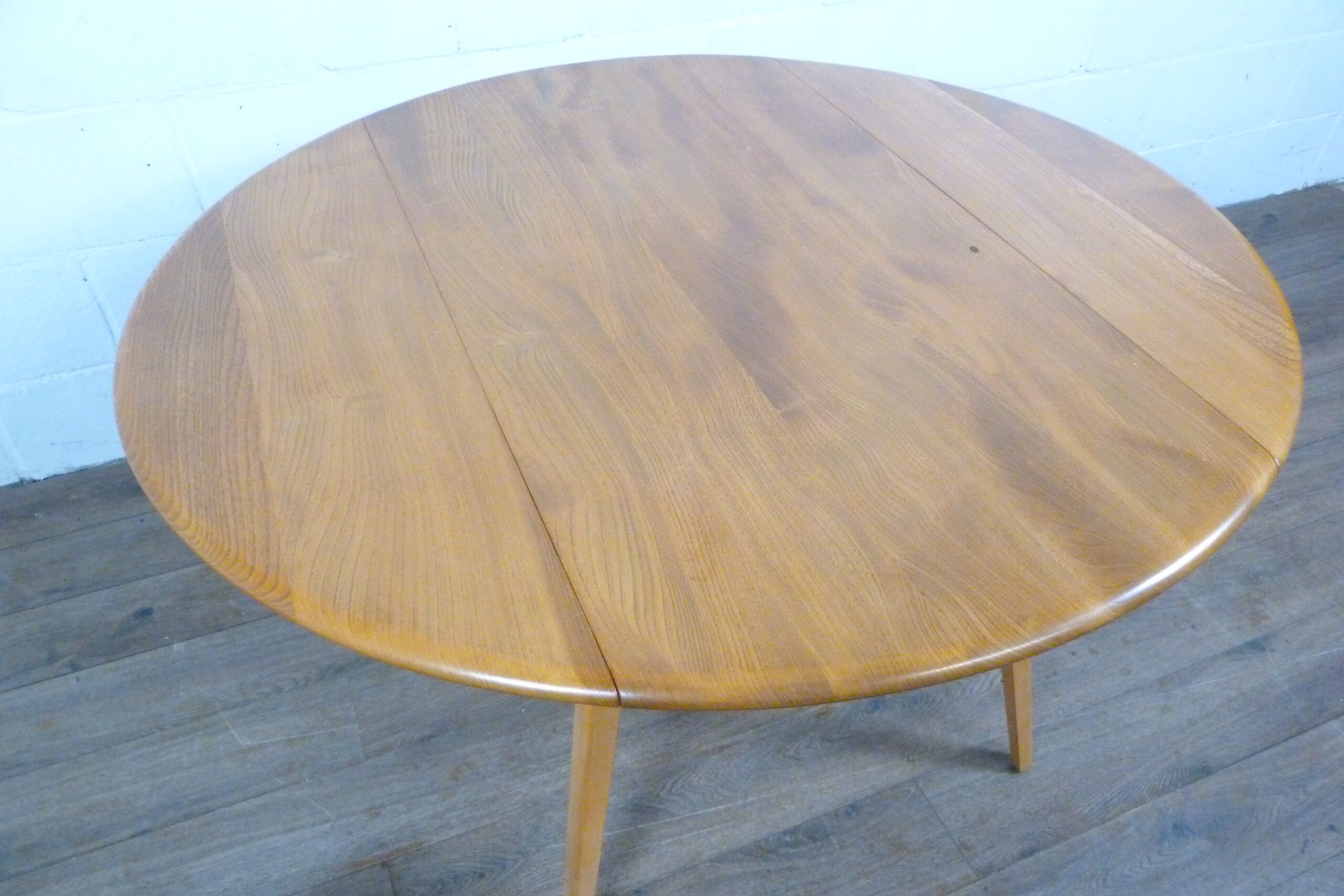 Ercol Windsor Drop Leaf Dining Table Model 384