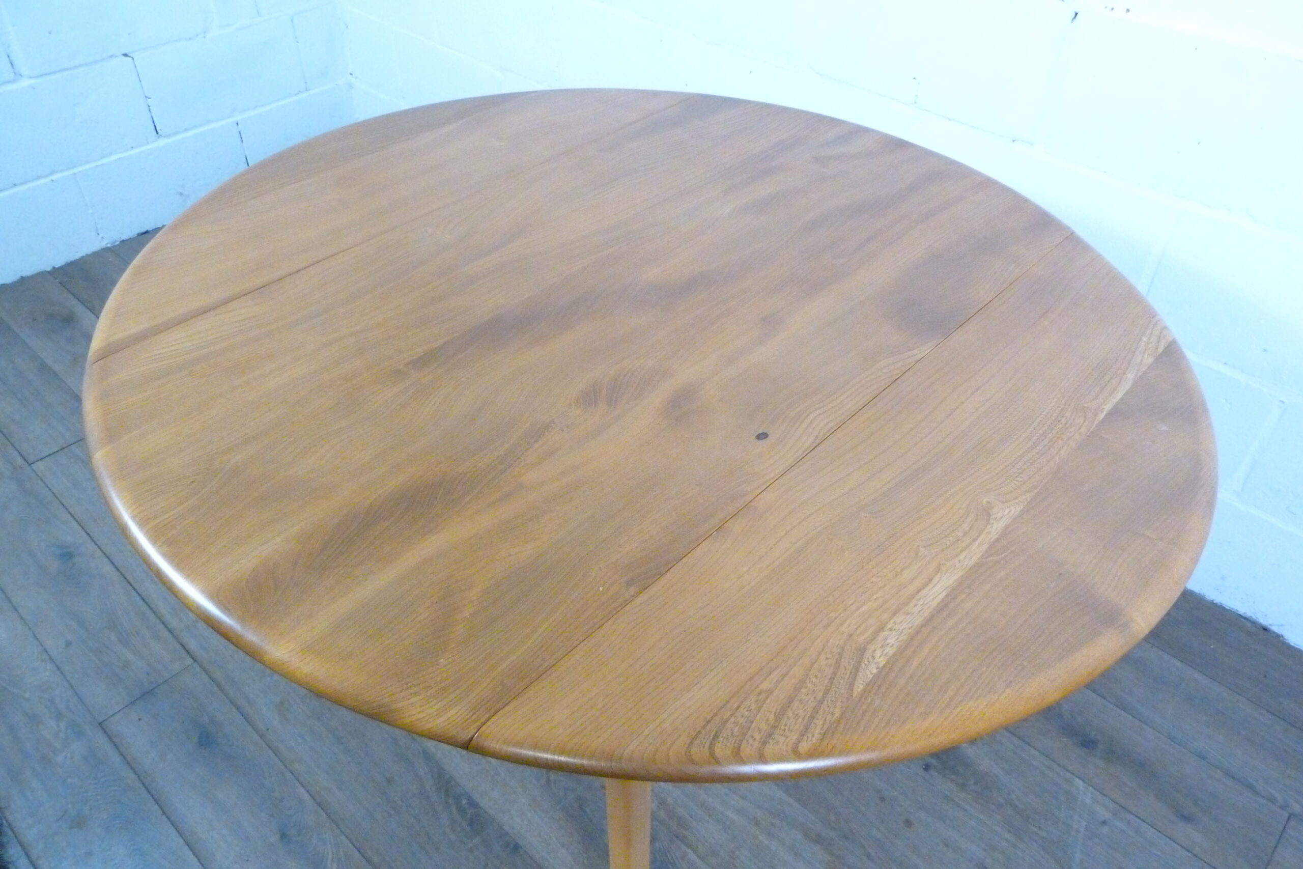 Ercol Windsor Drop Leaf Dining Table Model 384