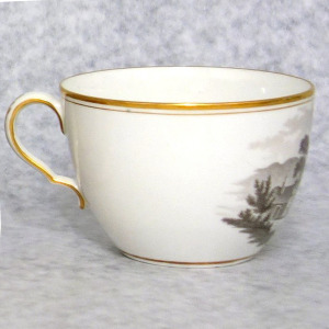 A good & fine antique Georgian Spode porcelain Bat print Cup & Saucer C.1805