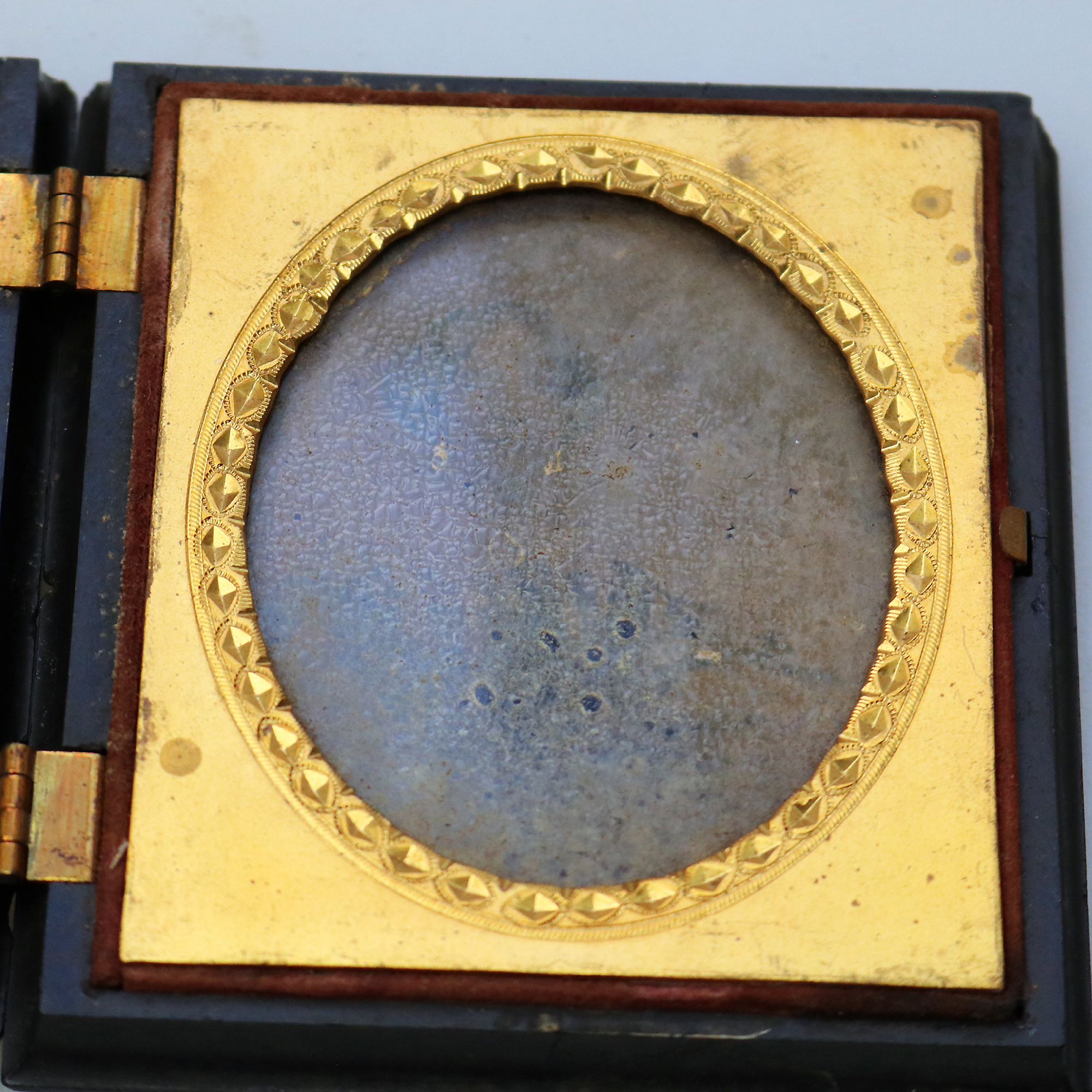 An antique thermoplastic union Case & Daguerreotype C.1850's