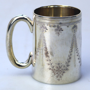 A pretty antique English solid silver engraved Christening Mug 58g C.1921