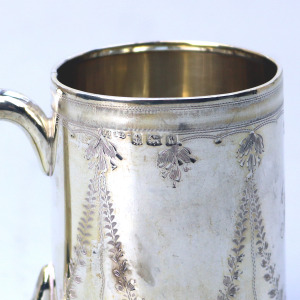 A pretty antique English solid silver engraved Christening Mug 58g C.1921