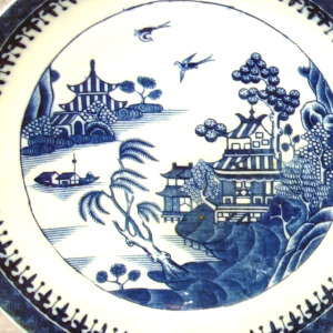 Extra large antique Georgian Caughley porcelain Nankin Saucer Dish 22 cm C.18thC