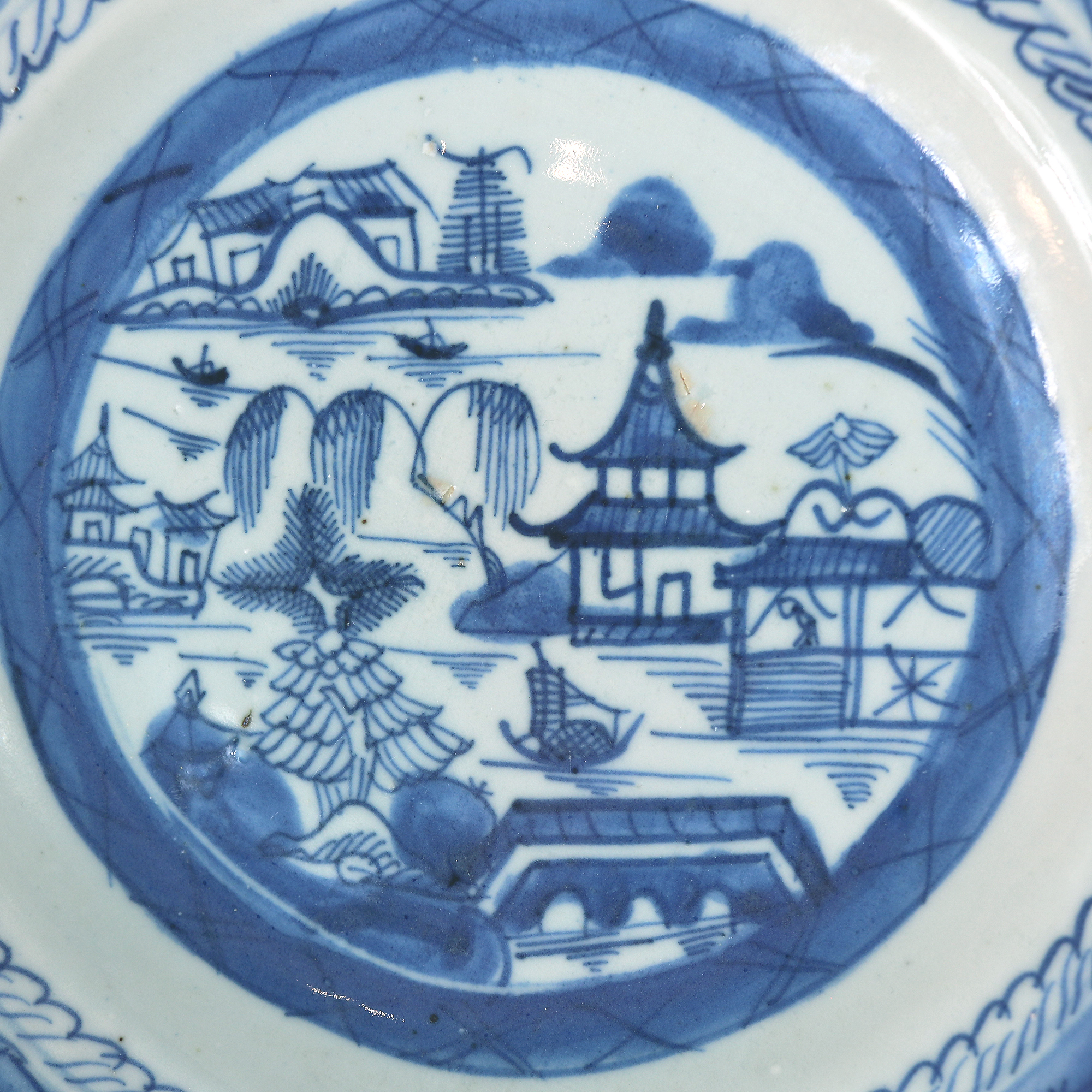 An attractive antique Chinese export hand-painted Plate C.late 18th/early 19thC