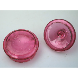 A pretty antique Victorian cranberry art glass lidded Bowl 11cm dia C.19thC