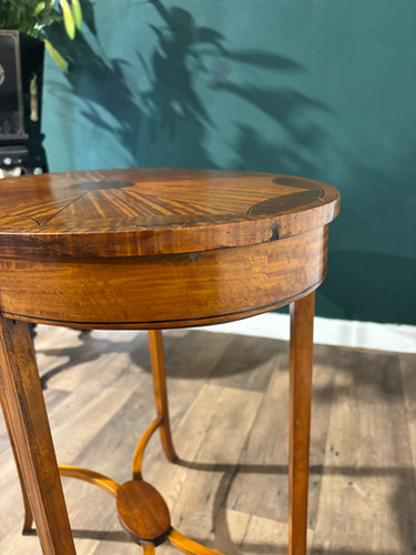 Edwardian Inlaid Oval Window / Side Table