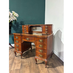Edwardian Mahogany Gallery Back Kneehole Desk