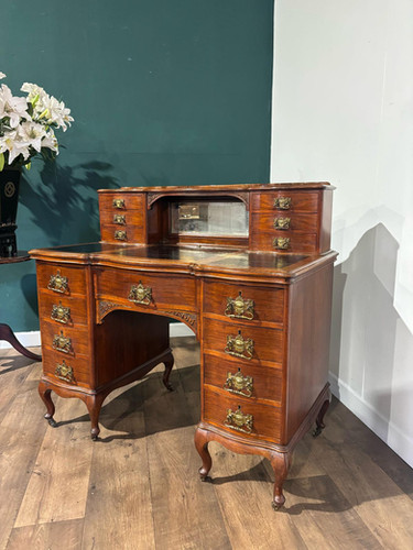Edwardian Mahogany Gallery Back Kneehole Desk