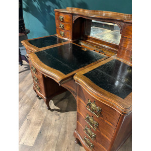 Edwardian Mahogany Gallery Back Kneehole Desk