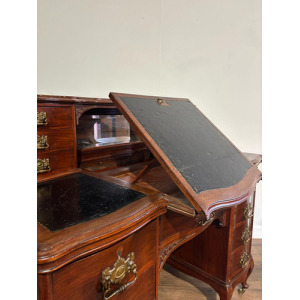 Edwardian Mahogany Gallery Back Kneehole Desk