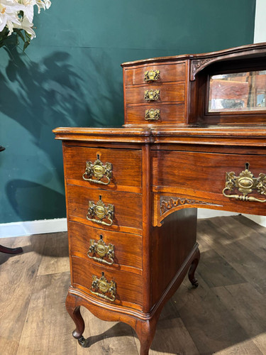 Edwardian Mahogany Gallery Back Kneehole Desk