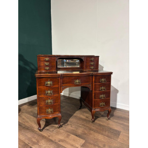 Edwardian Mahogany Gallery Back Kneehole Desk