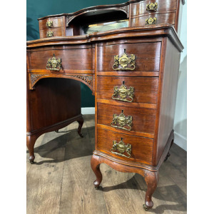 Edwardian Mahogany Gallery Back Kneehole Desk