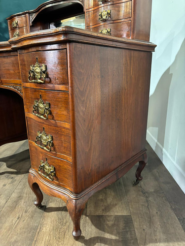 Edwardian Mahogany Gallery Back Kneehole Desk