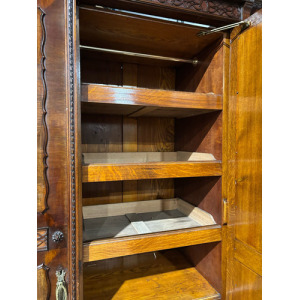 Edwardian Mahogany Wardrobe / Compactum