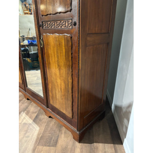 Edwardian Mahogany Wardrobe / Compactum