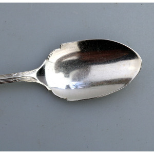 Antique solid silver English thread pattern Jam Spoon by William Hutton C.1925