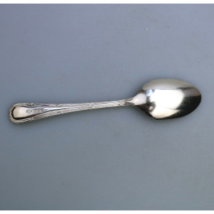 Antique solid silver English thread pattern Jam Spoon by William Hutton C.1925