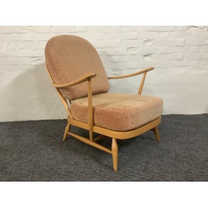 Ercol Windsor Bergere Easy Chair In Light Finish.