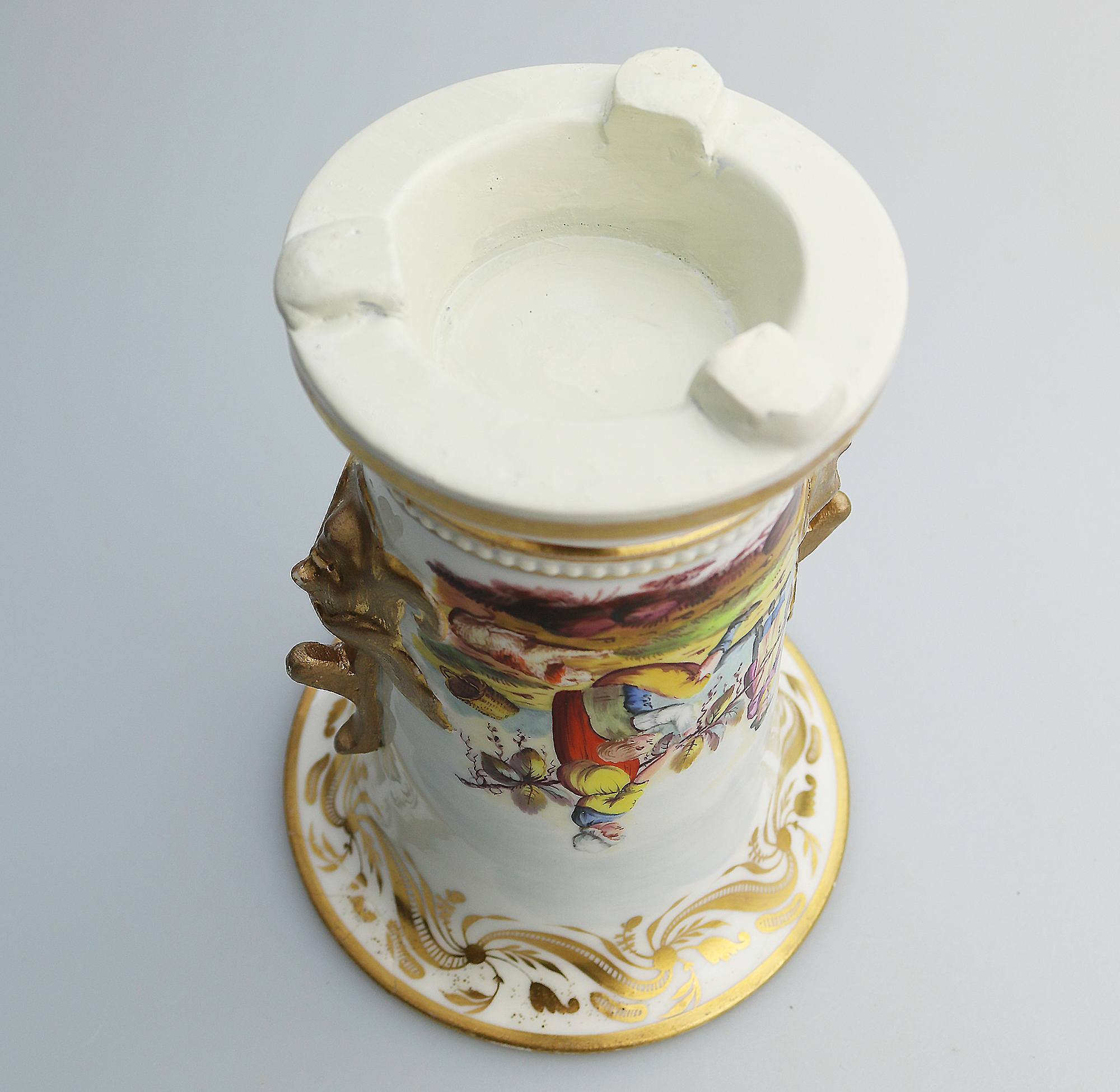 An antique Continental porcelain hand-painted scenic Vase C.early 19thC