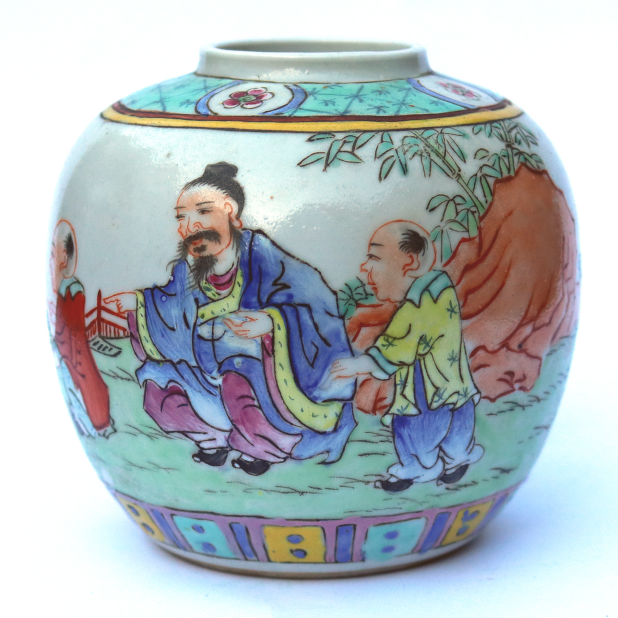 An antique Chinese Qing 4-character mark porcelain Jarlet C.19th/early 20thC