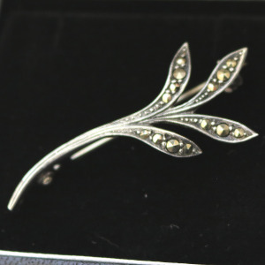English solid silver & Marcasite Bernard Instone designer novelty Brooch C.1963
