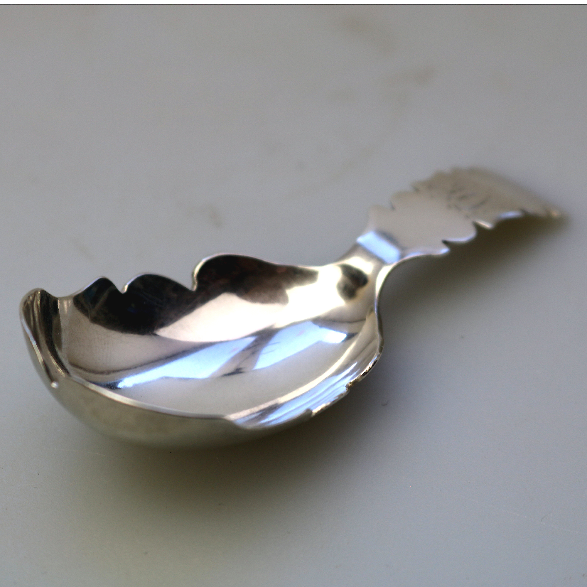 A rare antique Georgian English solid silver Thomas James Caddy Spoon C.1829