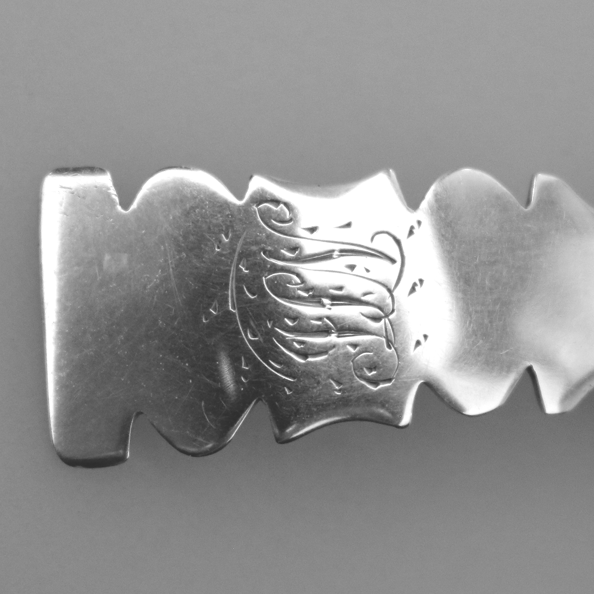A rare antique Georgian English solid silver Thomas James Caddy Spoon C.1829