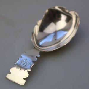 A rare antique Georgian English solid silver Thomas James Caddy Spoon C.1829