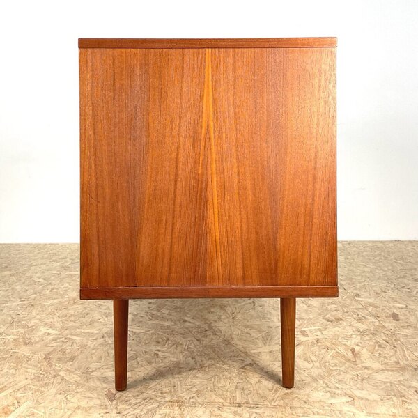 Jens Quistgaaed Sideboard For Peter Lovig Nielsen.