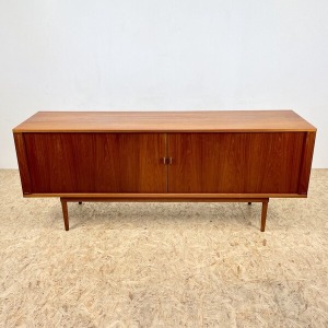 Jens Quistgaaed Sideboard For Peter Lovig Nielsen.