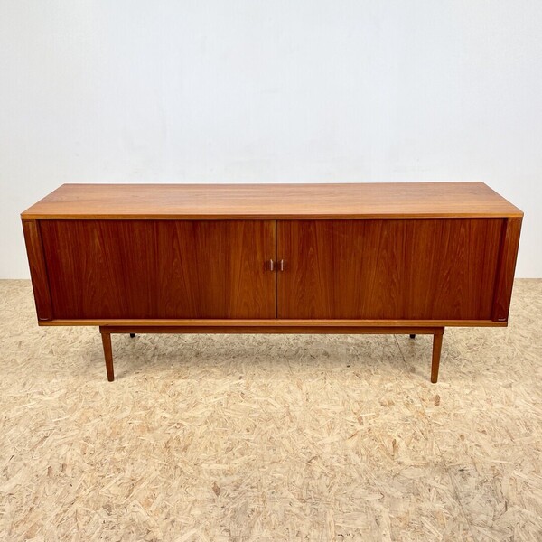 Jens Quistgaaed Sideboard For Peter Lovig Nielsen.
