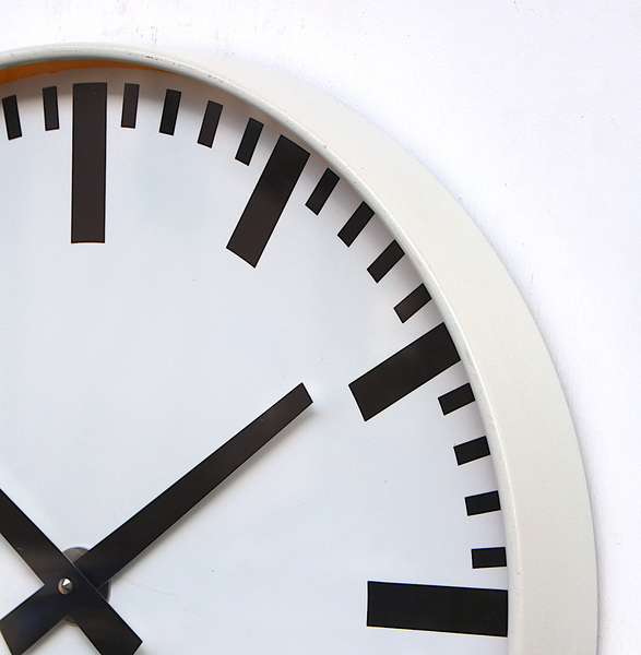 Large 41.5cm Midcentury Original Industrial Wall Clock Factory. Fully Guaranteed