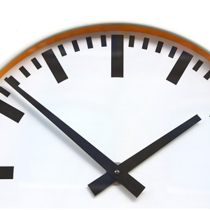 Large 41.5cm Midcentury Original Industrial Wall Clock Factory. Fully Guaranteed