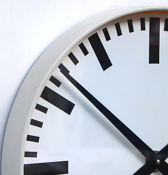 Large 41.5cm Midcentury Original Industrial Wall Clock Factory. Fully Guaranteed