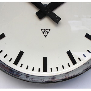 Large 49cm Midcentury Original Industrial Wall Clock Factory. Fully Guaranteed
