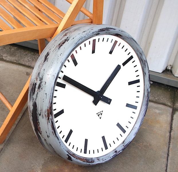 Large 49cm Midcentury Original Industrial Wall Clock Factory. Fully Guaranteed