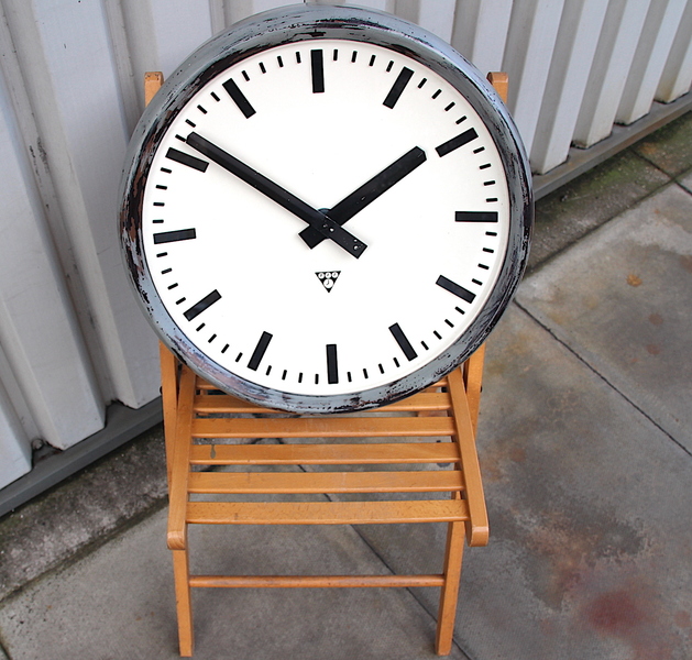 Large 49cm Midcentury Original Industrial Wall Clock Factory. Fully Guaranteed