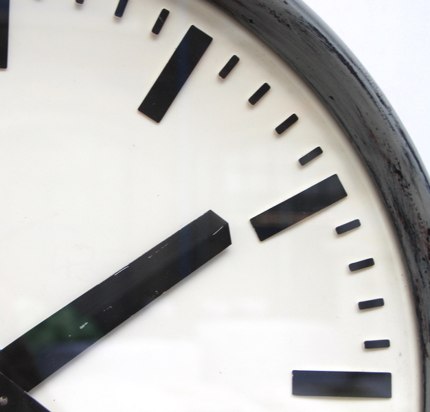 Large 49cm Midcentury Original Industrial Wall Clock Factory. Fully Guaranteed