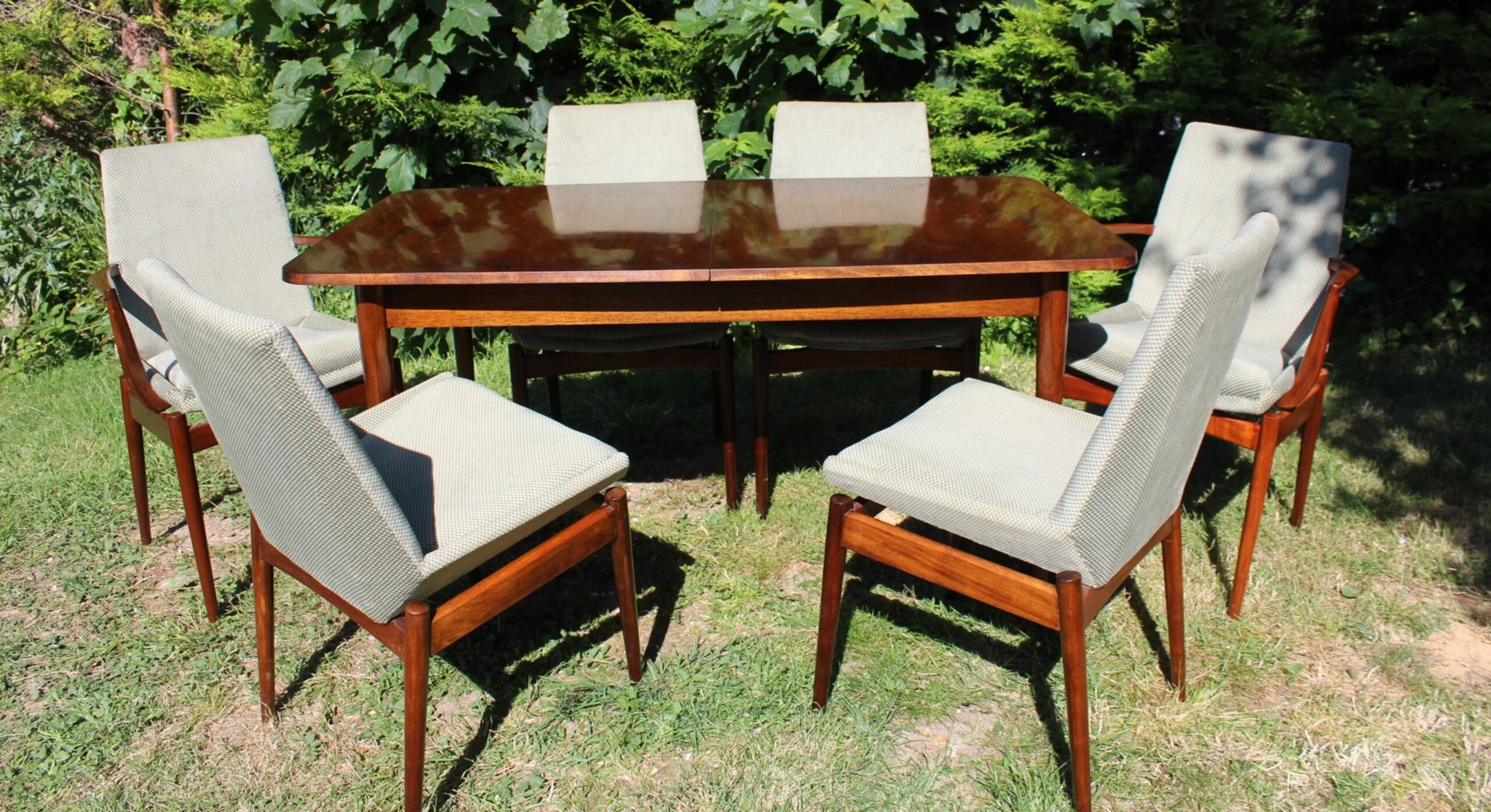 Mid Century Rosewood Dining Table and Chairs by Robert Heritage for Archie Shine