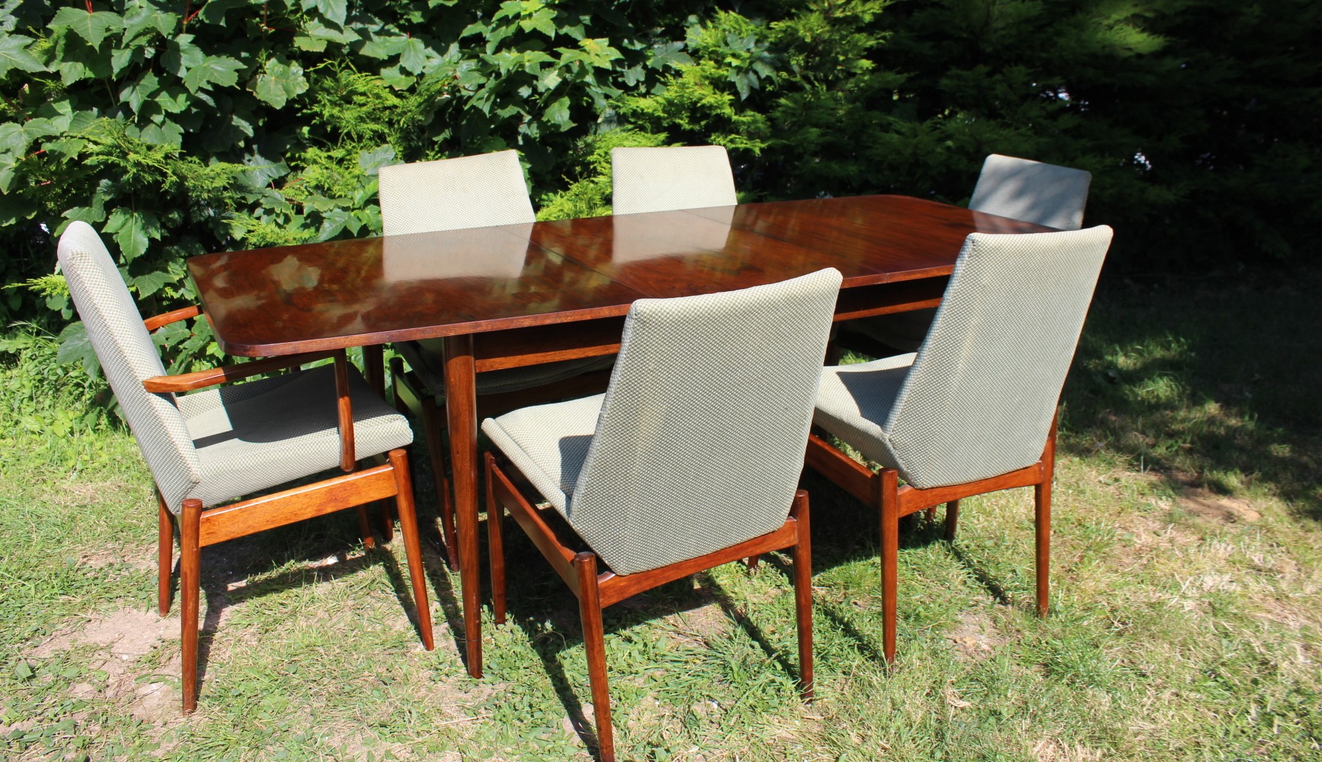 Mid Century Rosewood Dining Table and Chairs by Robert Heritage for Archie Shine