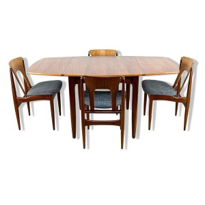 Mid Century Table And Chairs By Elliotts Of Newbury