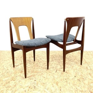 Mid Century Table And Chairs By Elliotts Of Newbury